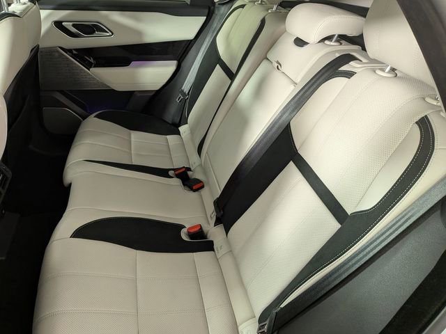 Used 2019 Land Rover Range Rover Velar R-Dynamic SE image 27