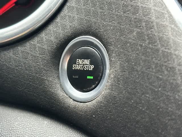 Used 2020 Chevrolet Malibu LT FWD image 11