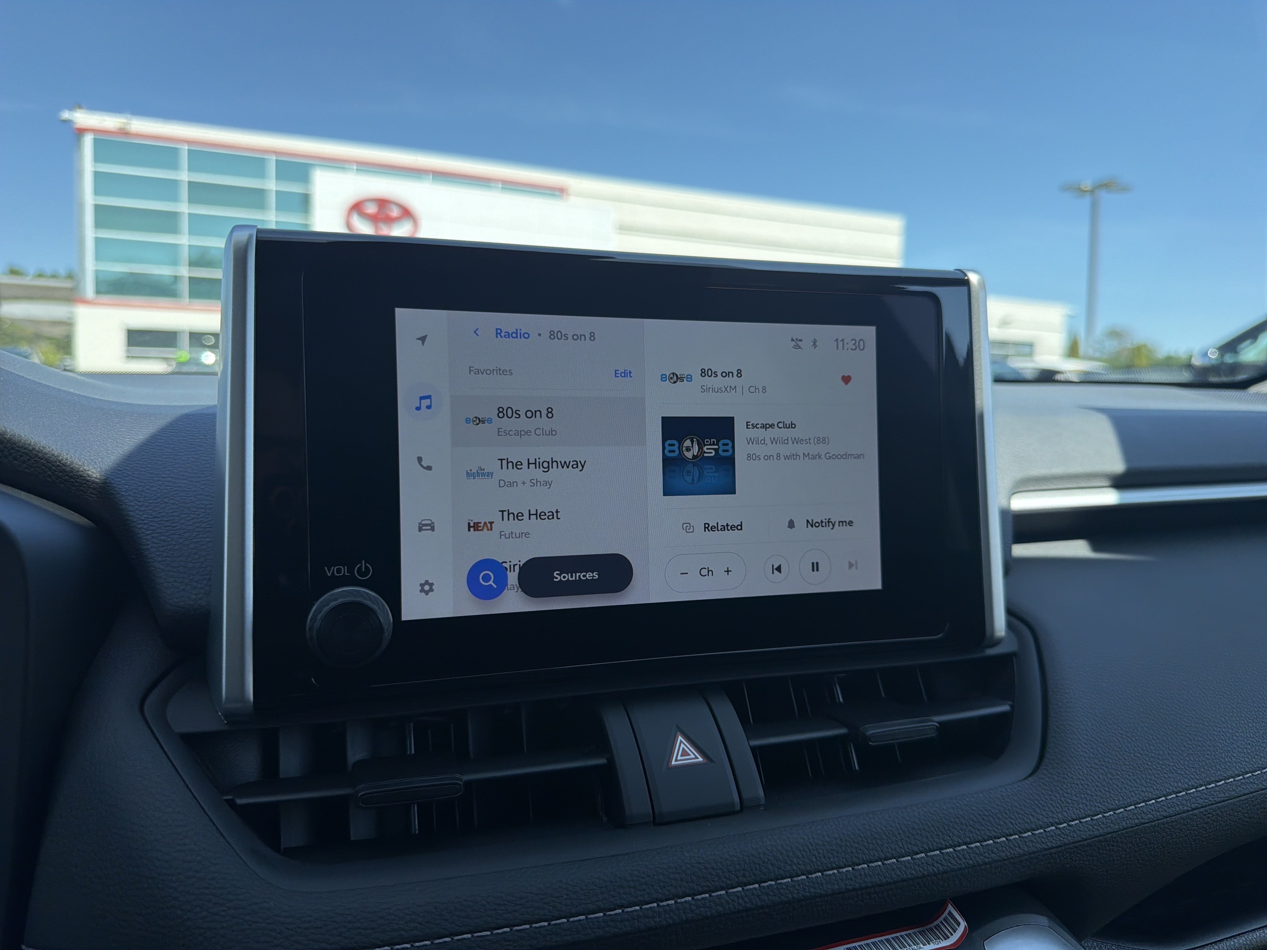 Certified 2025 Toyota RAV4 XLE w/ Convenience Package FWD image 5