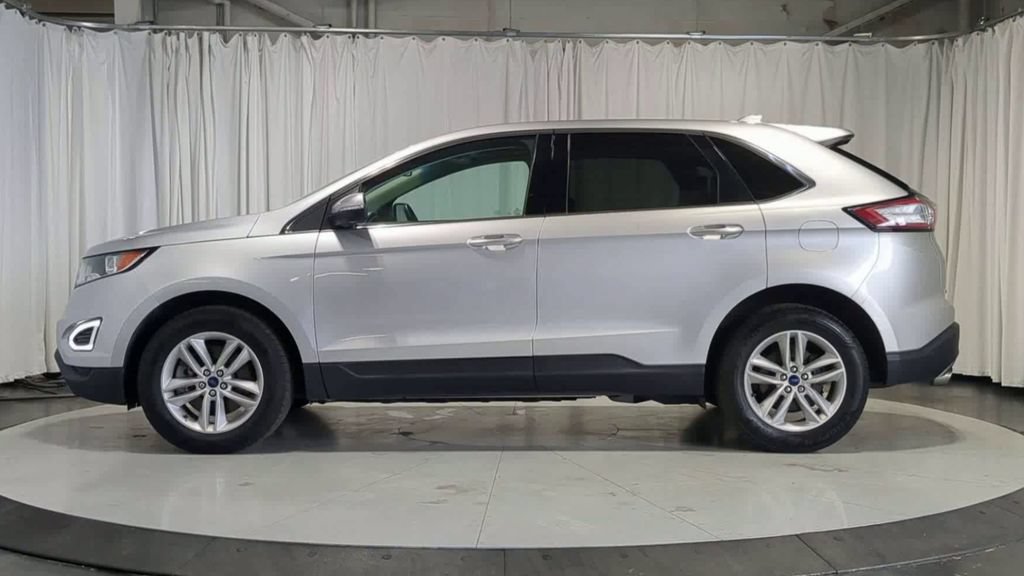 Used 2018 Ford Edge SEL w/ Equipment Group 201A AWD/4WD image 6