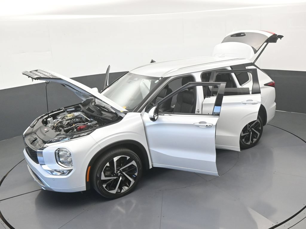 Used 2024 Mitsubishi Outlander SEL FWD image 68