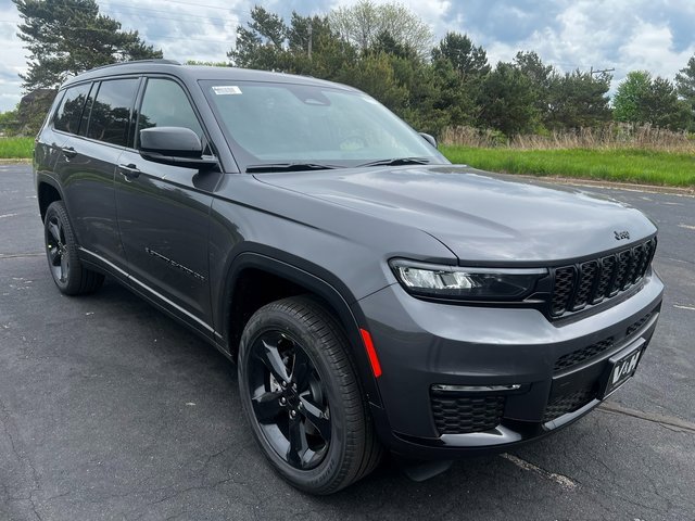 New 2025 Jeep Grand Cherokee L Limited w/ Black Appearance Package