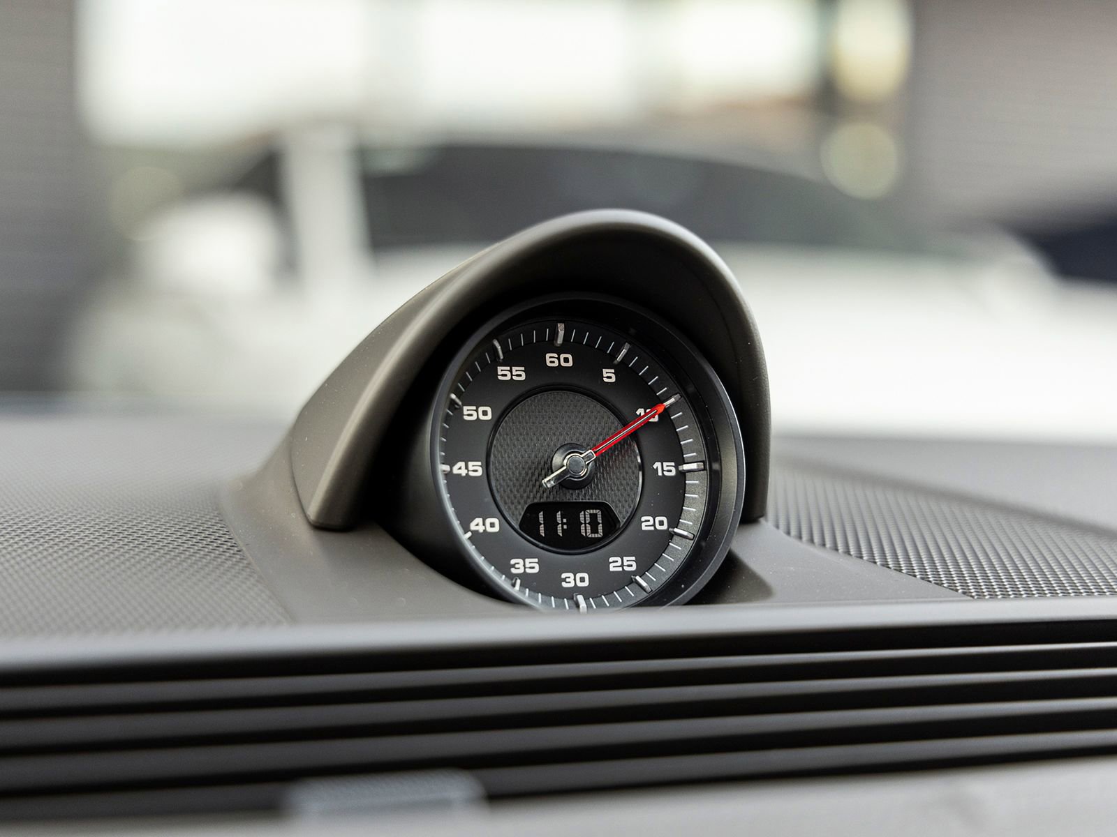 Certified 2023 Porsche Panamera Platinum Edition image 31