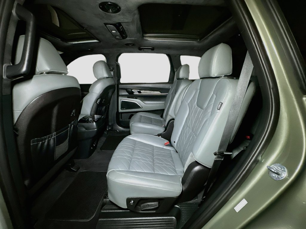 Used 2024 Kia Telluride SX Prestige X-Pro AWD/4WD image 32