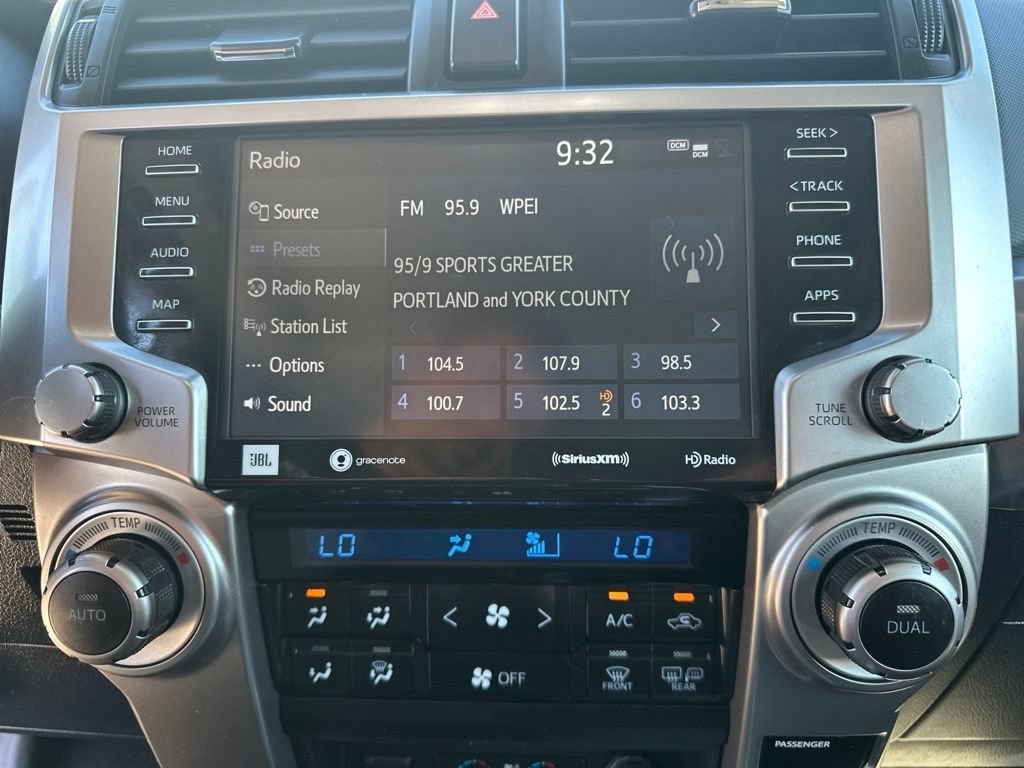 Used 2020 Toyota 4Runner Limited AWD/4WD image 23