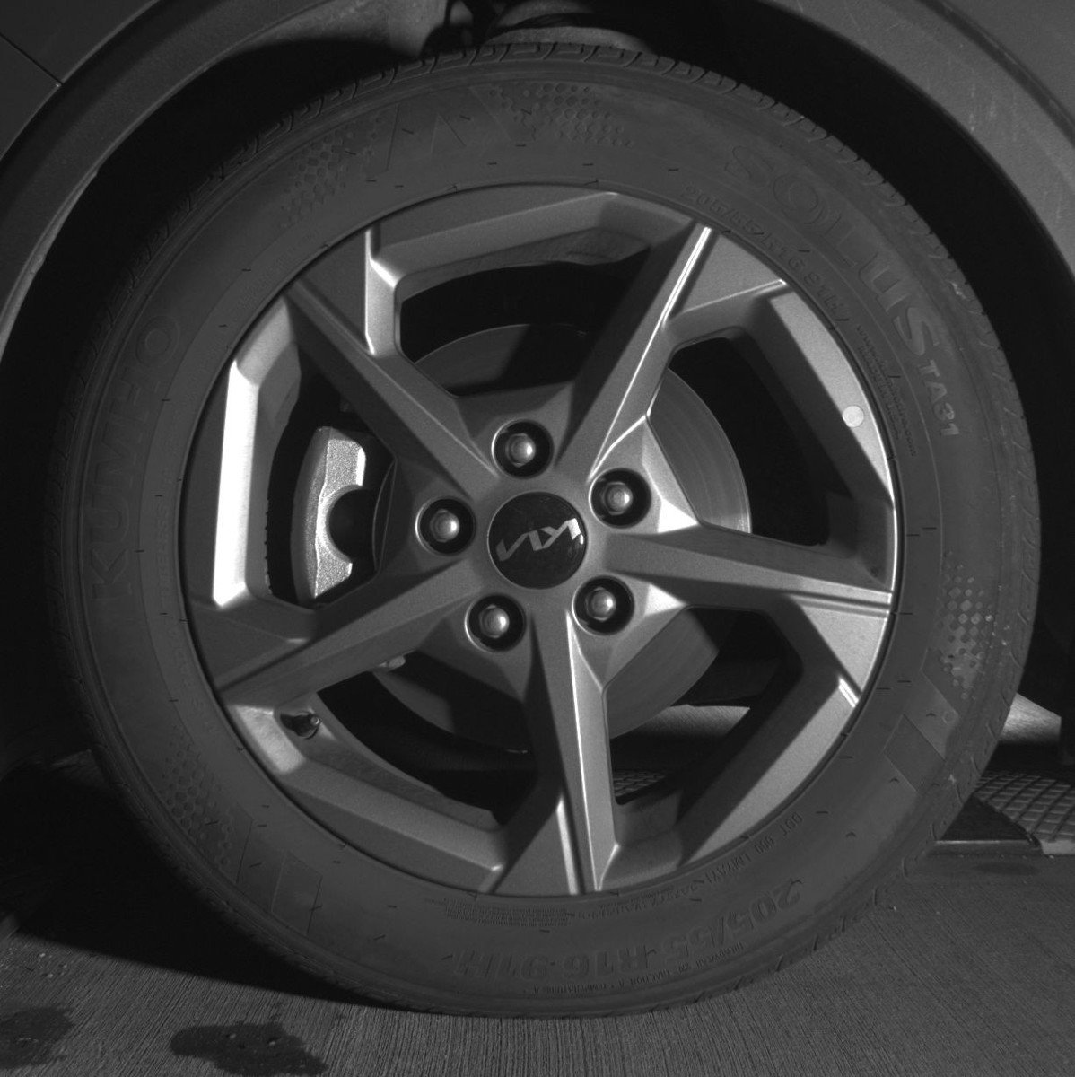 Used 2025 Kia K4 LXS image 12