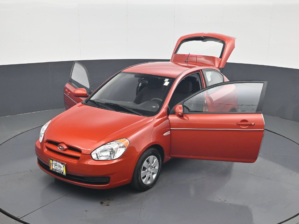 Used 2010 Hyundai Accent GS FWD image 31