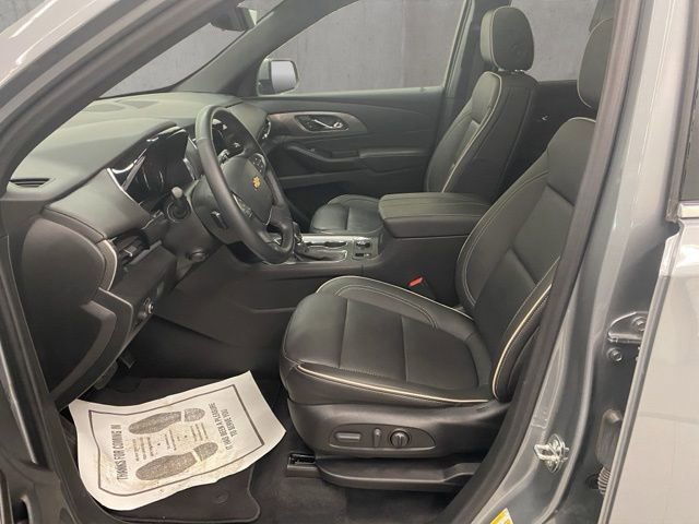 Used 2023 Chevrolet Traverse Premier image 18