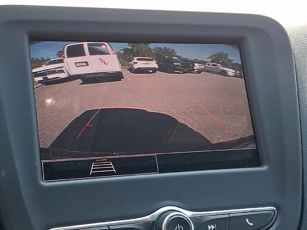 Used 2023 Chevrolet Equinox LT FWD image 4