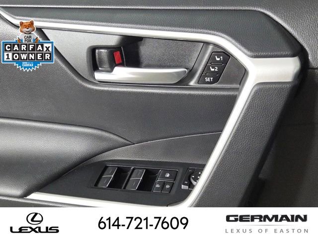 Used 2022 Toyota RAV4 XLE Premium image 29