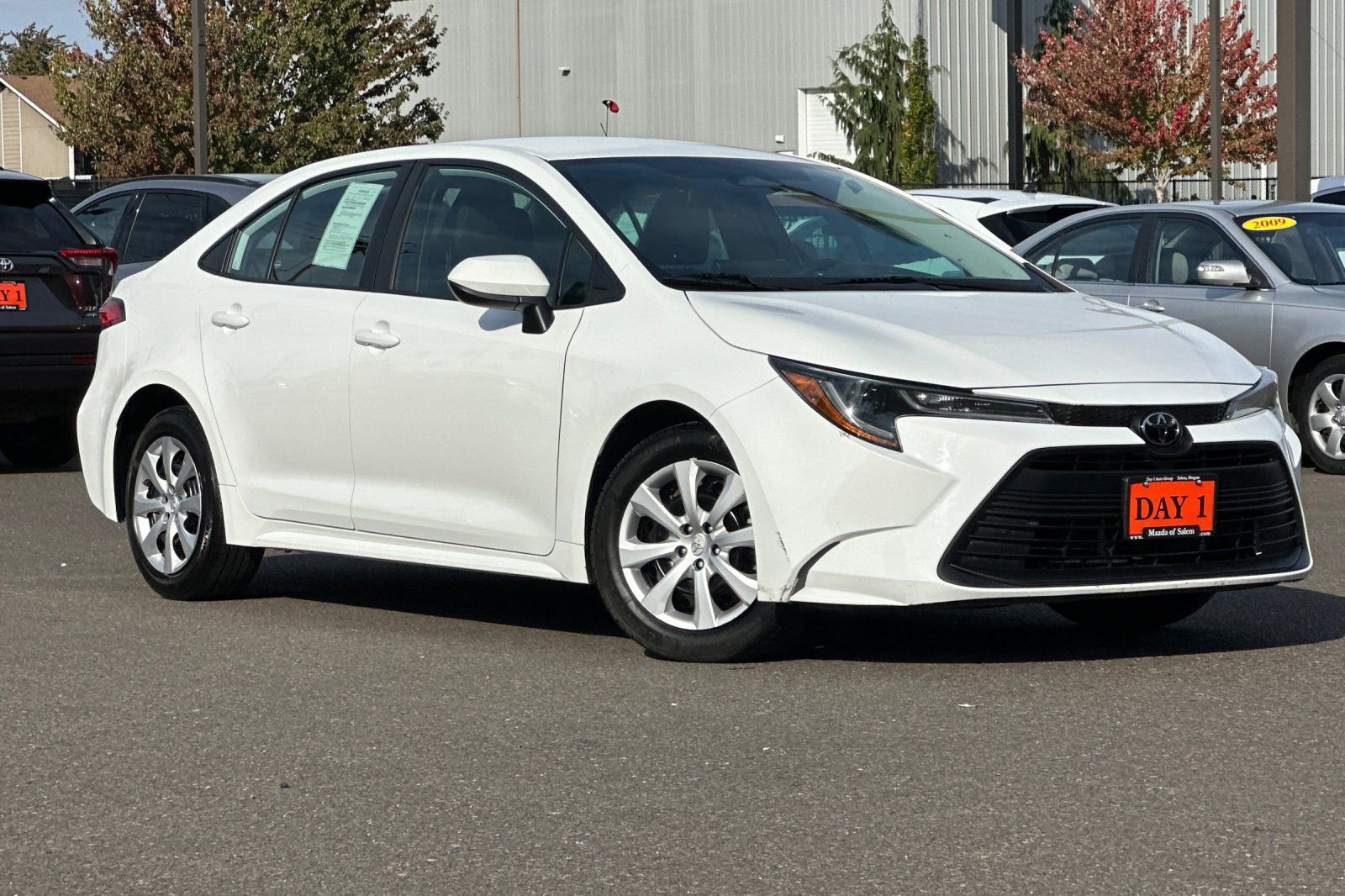 Used 2024 Toyota Corolla LE FWD image 2