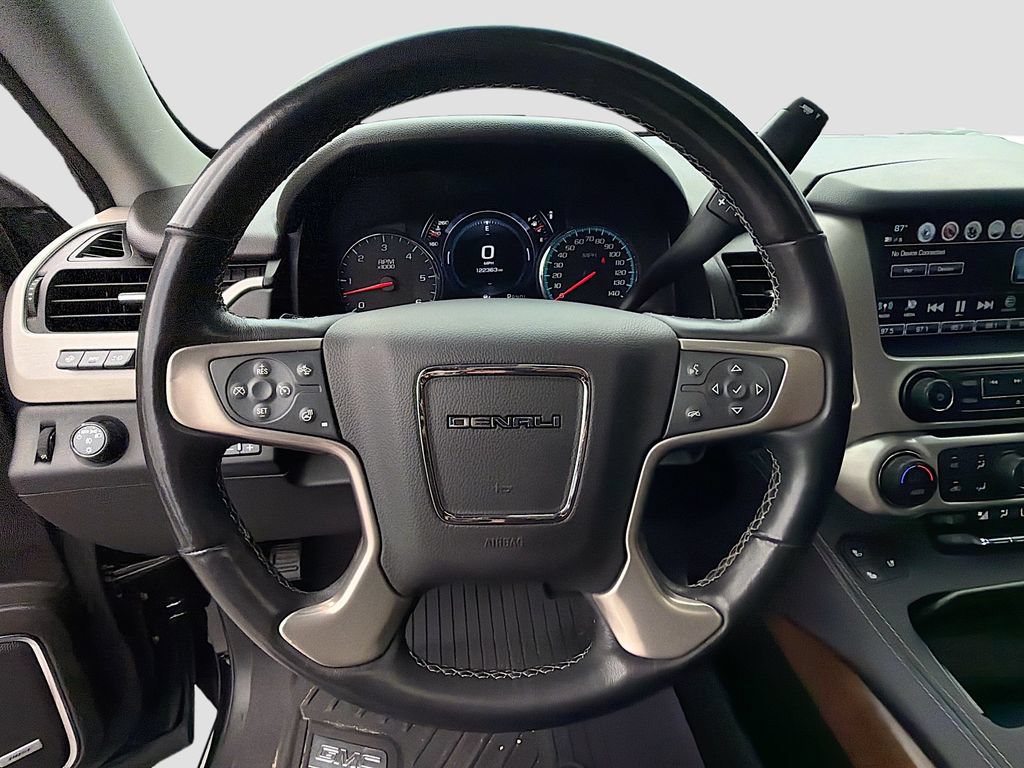 Used 2019 GMC Yukon Denali w/ Denali Ultimate Package AWD/4WD image 11