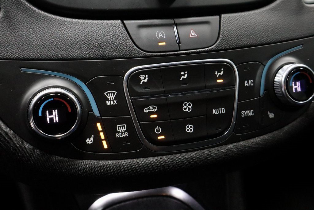 Used 2024 Chevrolet Malibu LT image 30