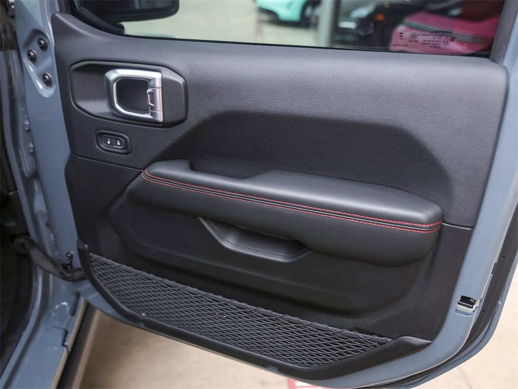 Used 2024 Jeep Wrangler Unlimited Rubicon 392 image 35