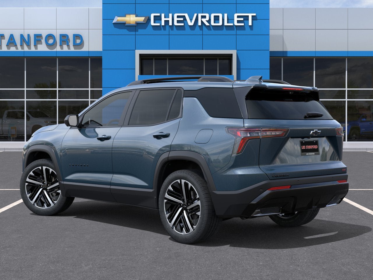 New 2027 Chevrolet Equinox RS w/ Safety and Technology Package FWD image 3