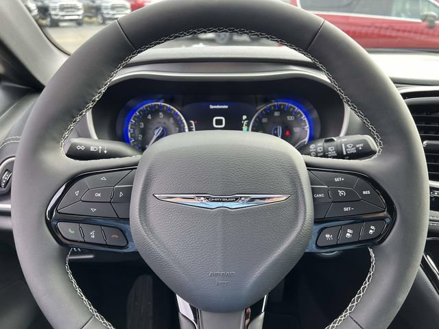 New 2026 Chrysler Pacifica Select w/ S Appearance Package FWD image 13