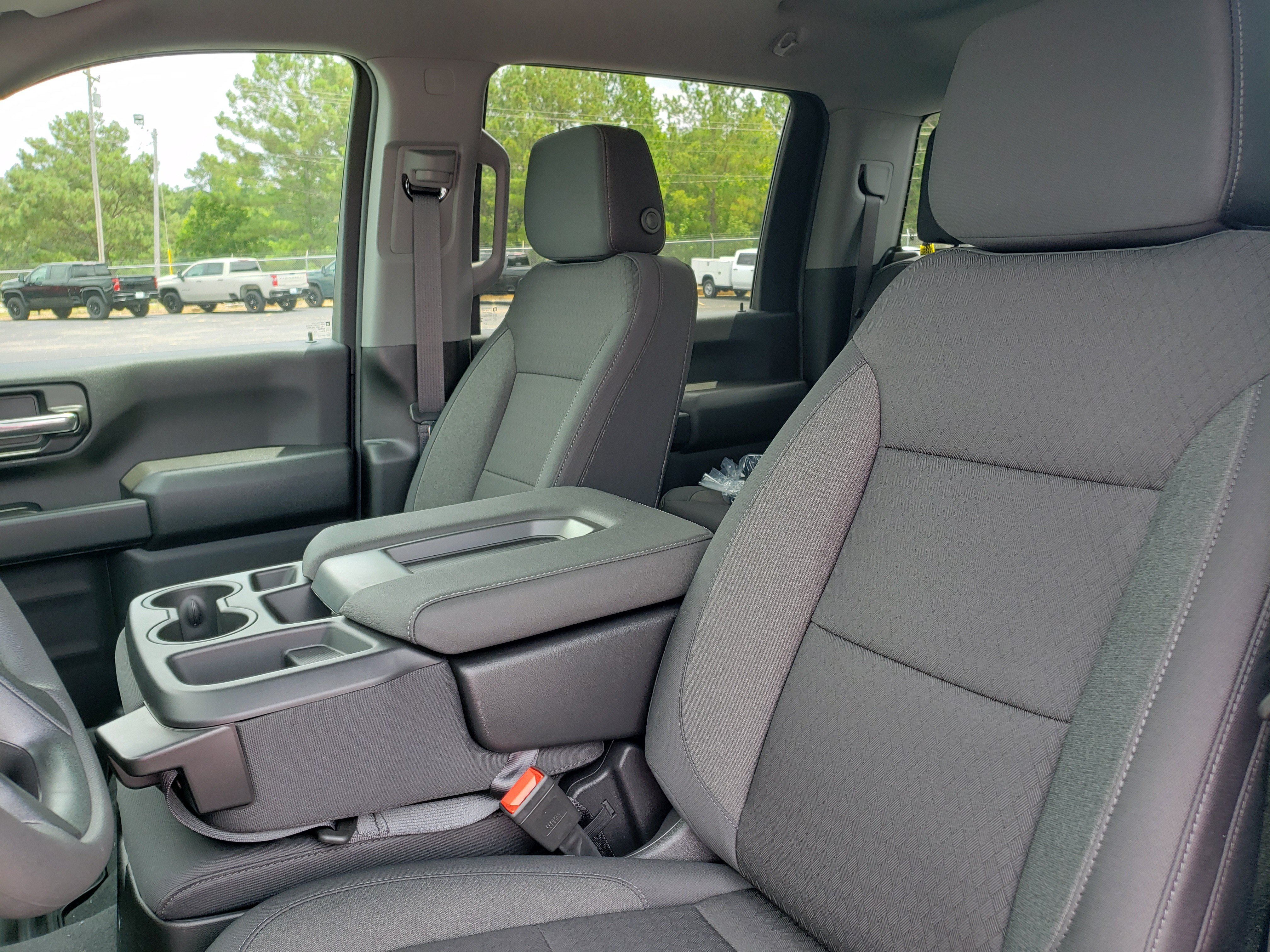 New 2026 Chevrolet Silverado 2500 Custom w/ Custom Value Package AWD/4WD image 24