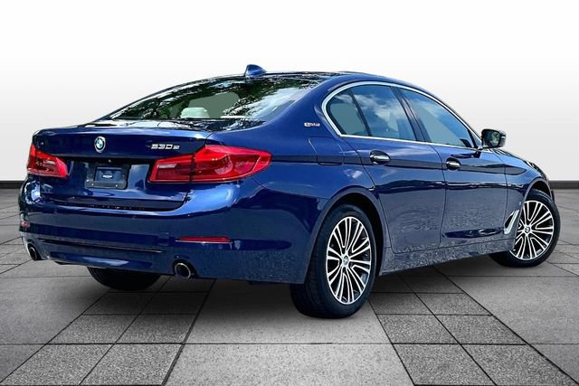 Used 2018 BMW 530e xDrive w/ Premium Package 2 AWD/4WD image 6