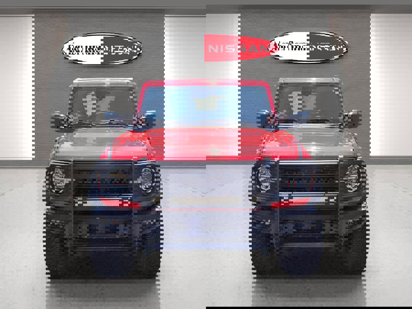 Used 2023 Ford Bronco Black Diamond w/ Sasquatch Package image 2