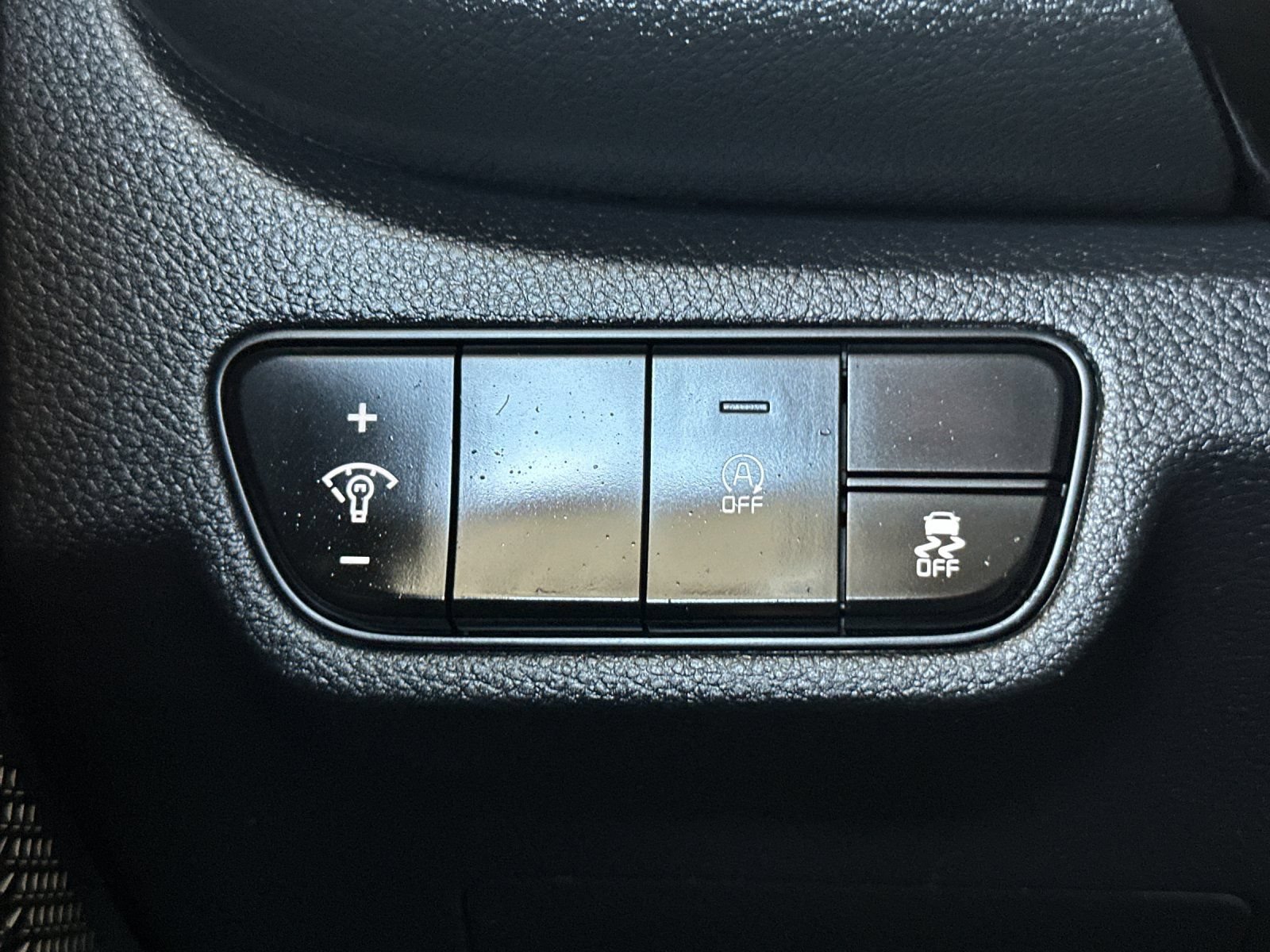 Certified 2024 Kia Seltos S FWD image 34