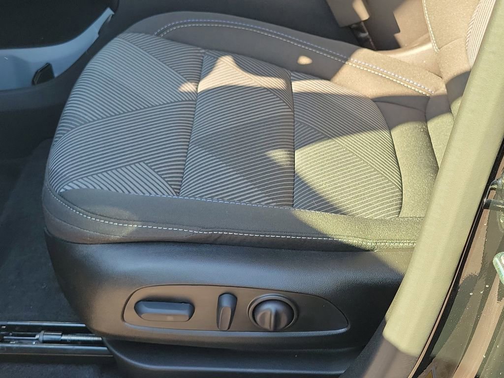 New 2027 Chevrolet Bolt LT w/ Comfort Package image 12