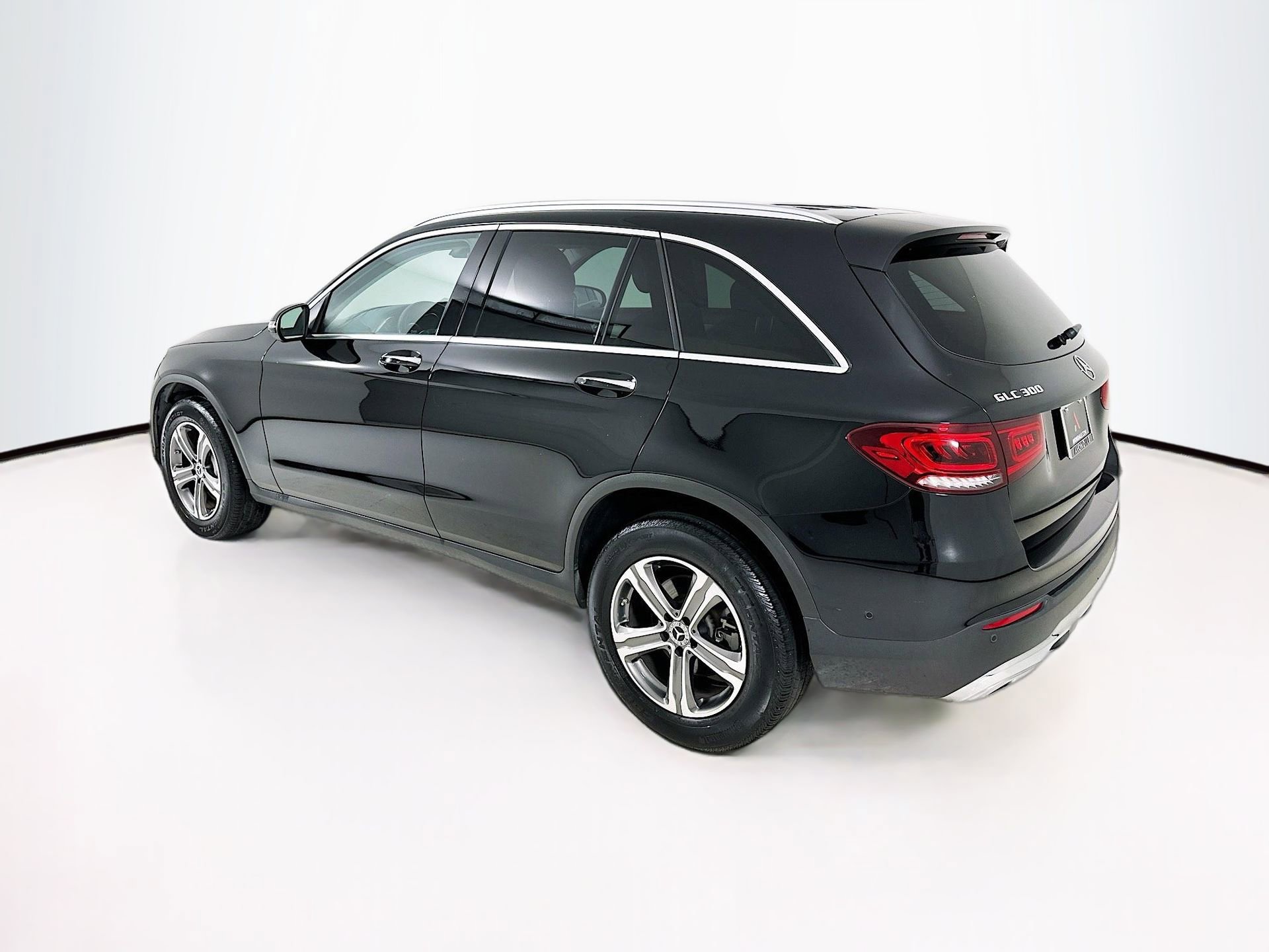 Certified 2022 Mercedes-Benz GLC 300 image 6