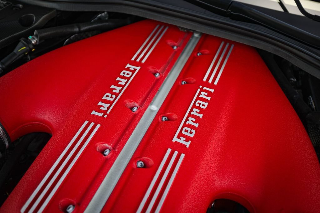 Certified 2023 Ferrari 812 Competizione RWD image 32