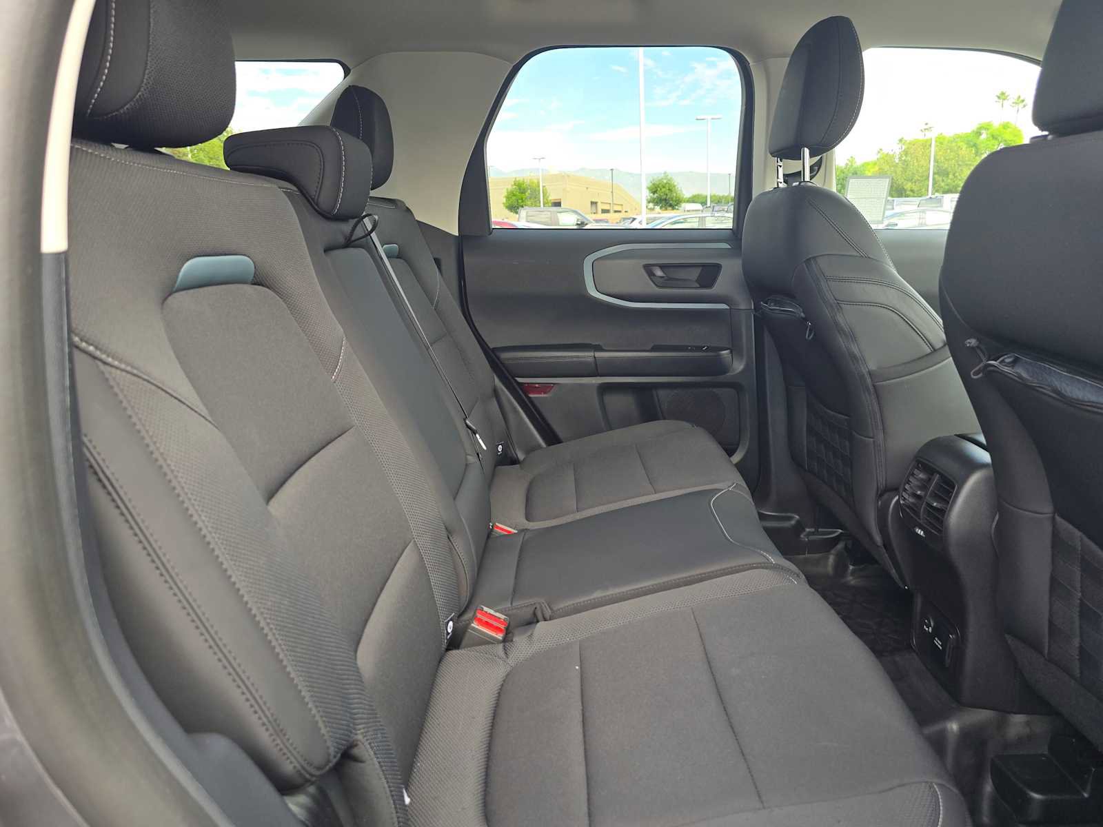 Used 2022 Ford Bronco Sport Badlands image 12