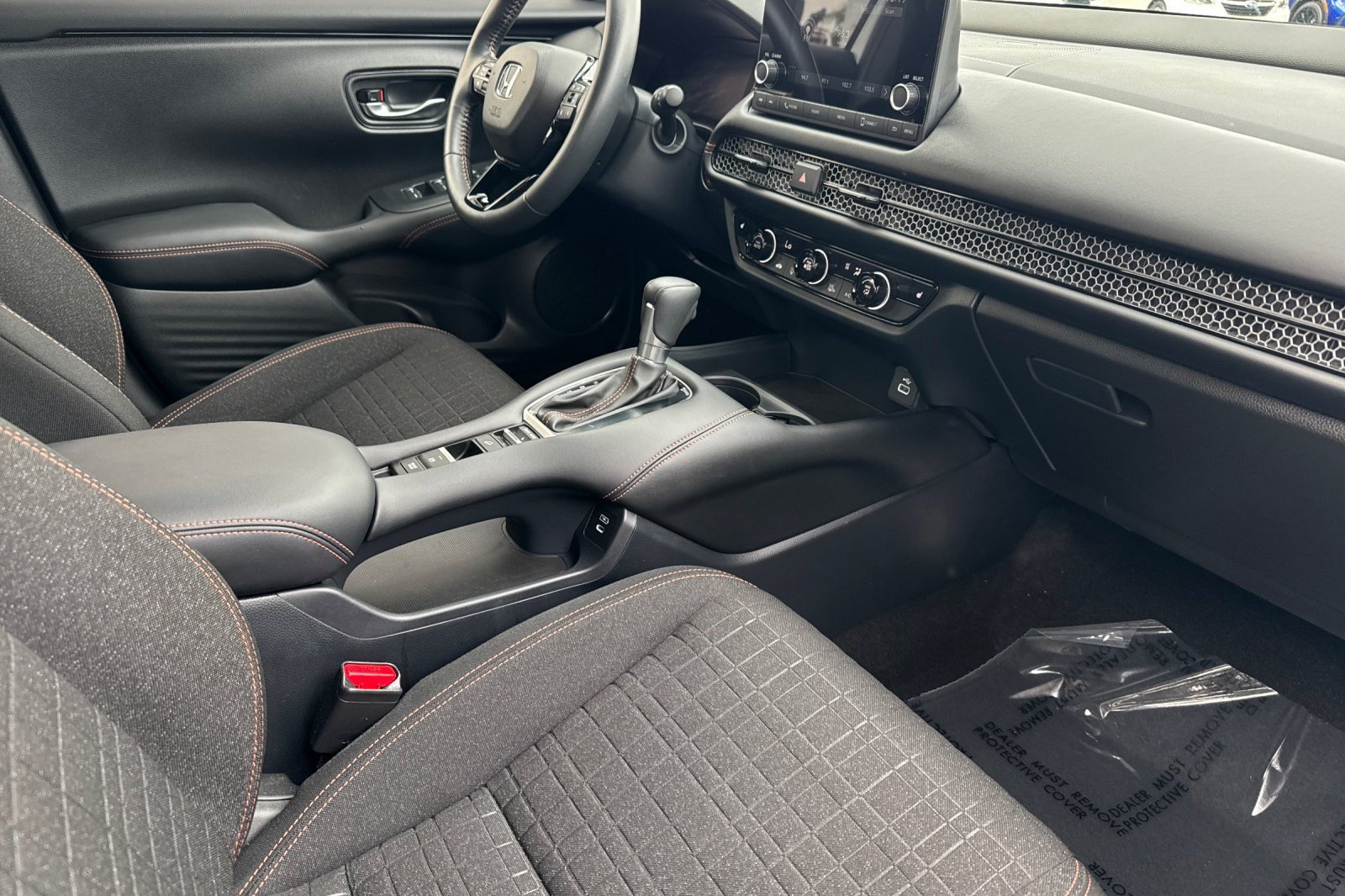 Certified 2025 Honda HR-V Sport image 33