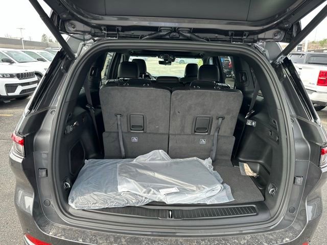 New 2026 Jeep Grand Cherokee L Limited image 9