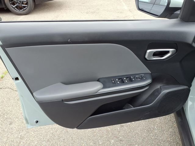 Used 2025 Kia K4 FWD image 12