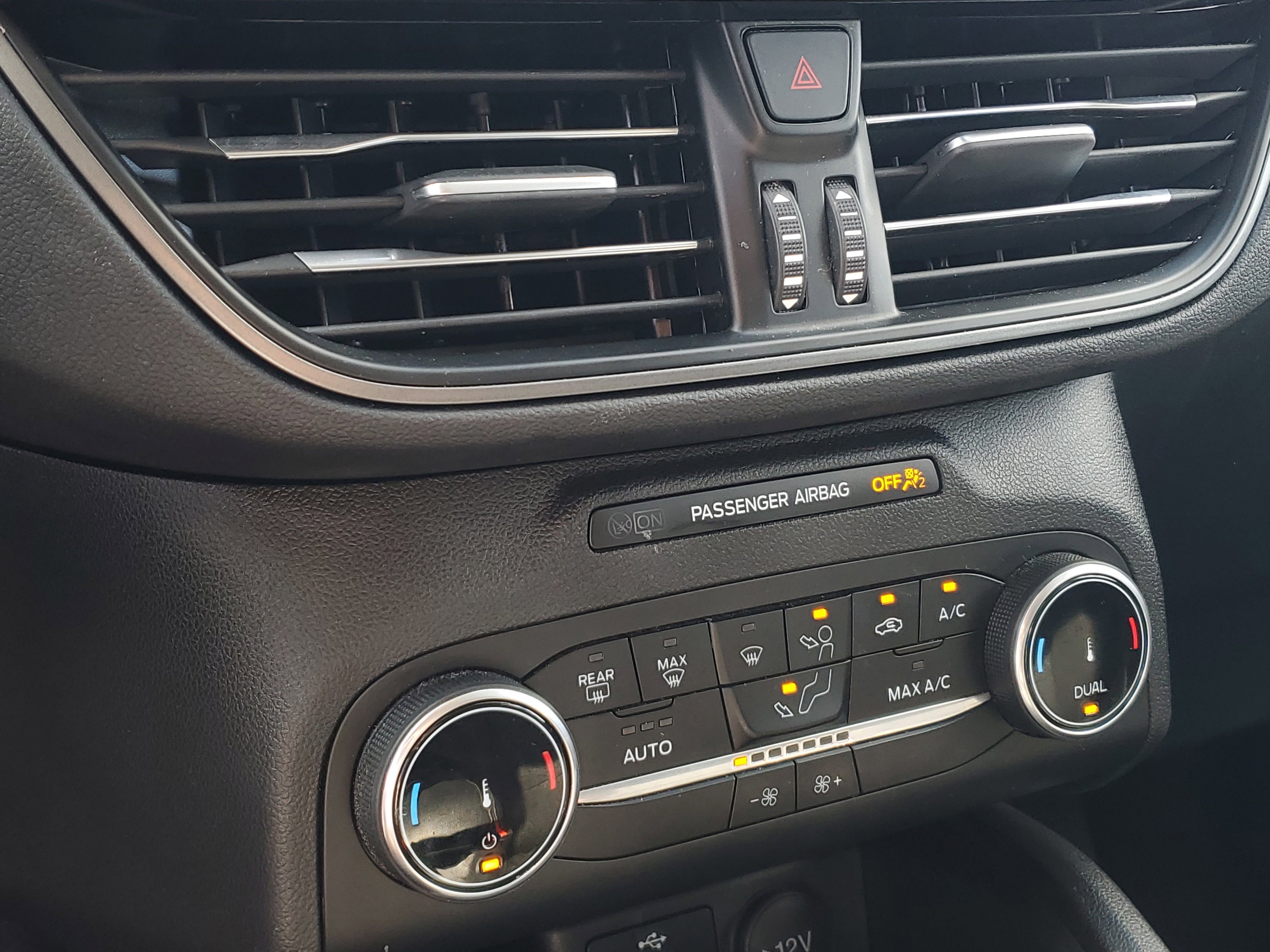 Used 2024 Ford Escape Active image 10