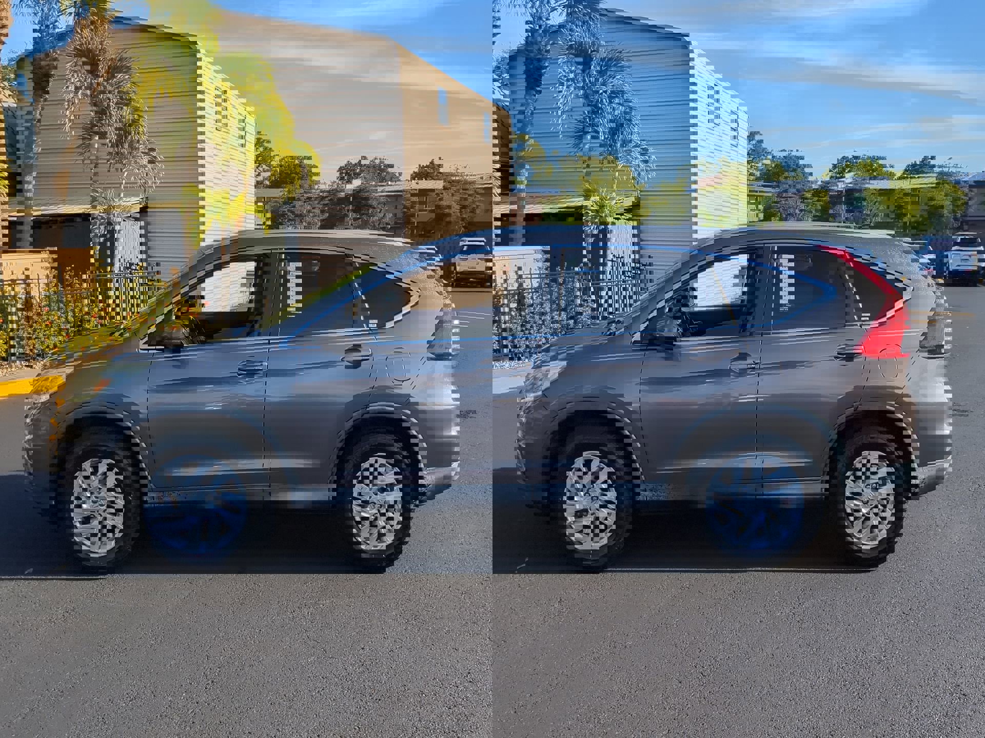 Used 2016 Honda CR-V EX-L image 9