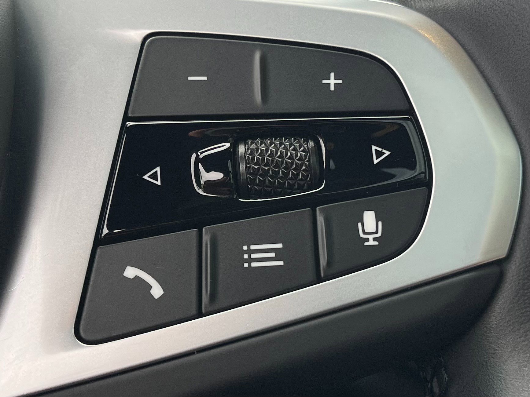 Used 2022 BMW X5 xDrive40i w/ M Sport Package image 36