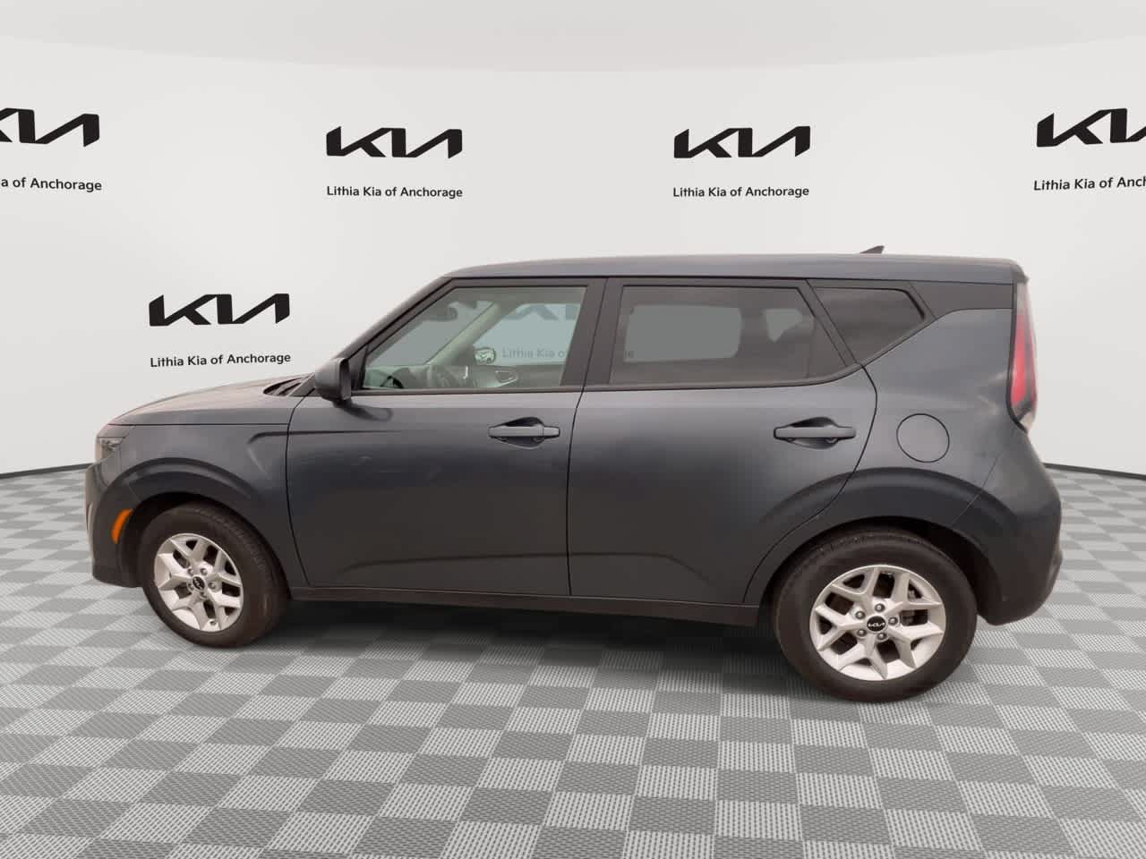 Used 2024 Kia Soul LX w/ Option Group 015 FWD image 5