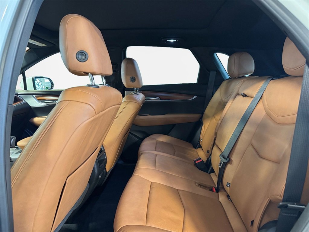 Used 2021 Cadillac XT5 Premium Luxury image 24