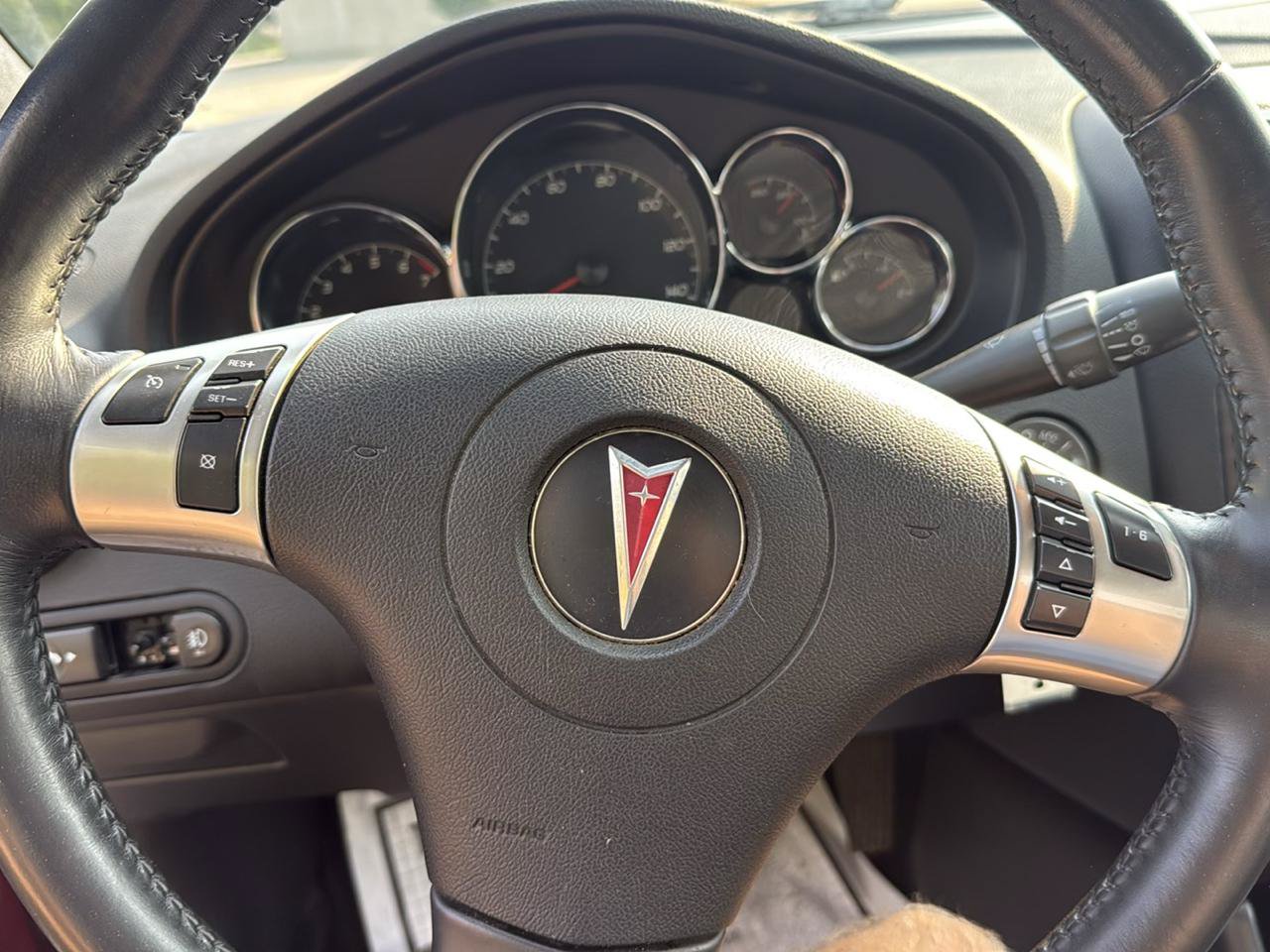 Used 2008 Pontiac G6 GT w/ Premium Package FWD image 13