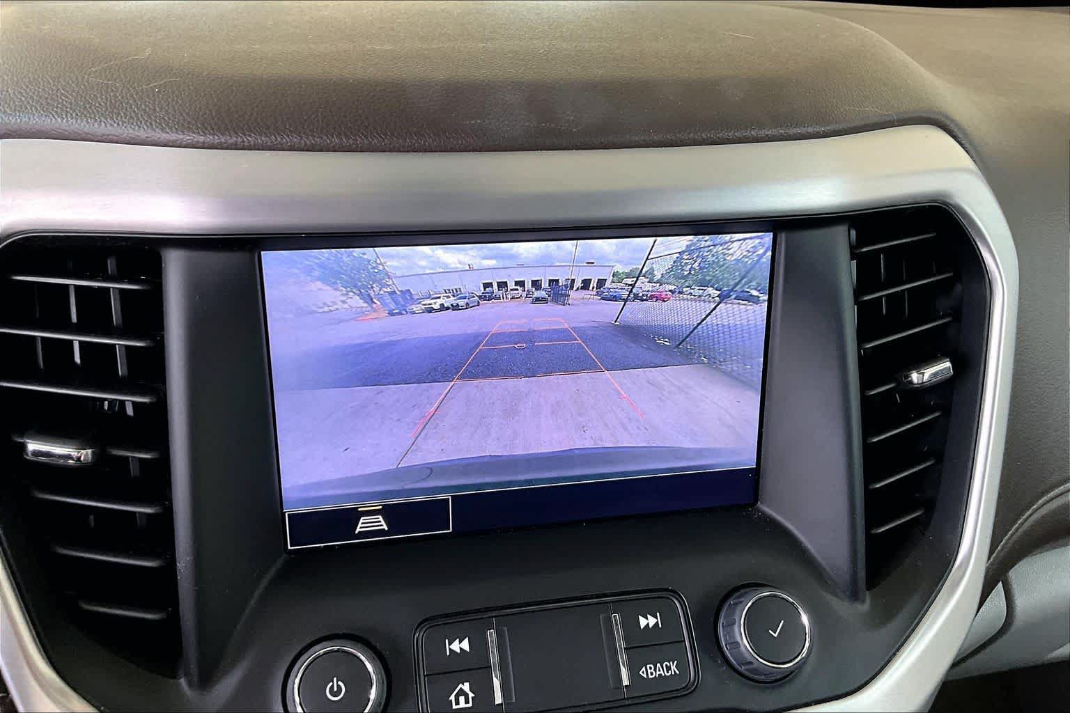 Used 2022 GMC Acadia SLT w/ Preferred Package FWD image 29