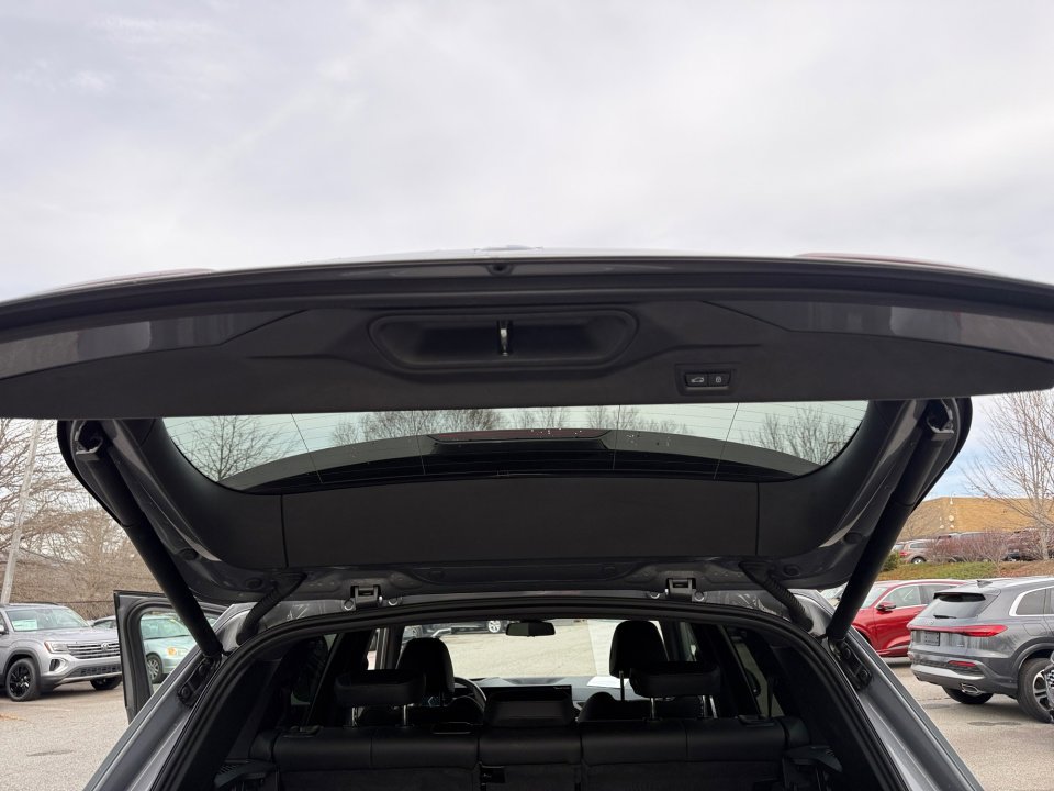 Used 2024 BMW X5 xDrive40i w/ Premium Package image 14