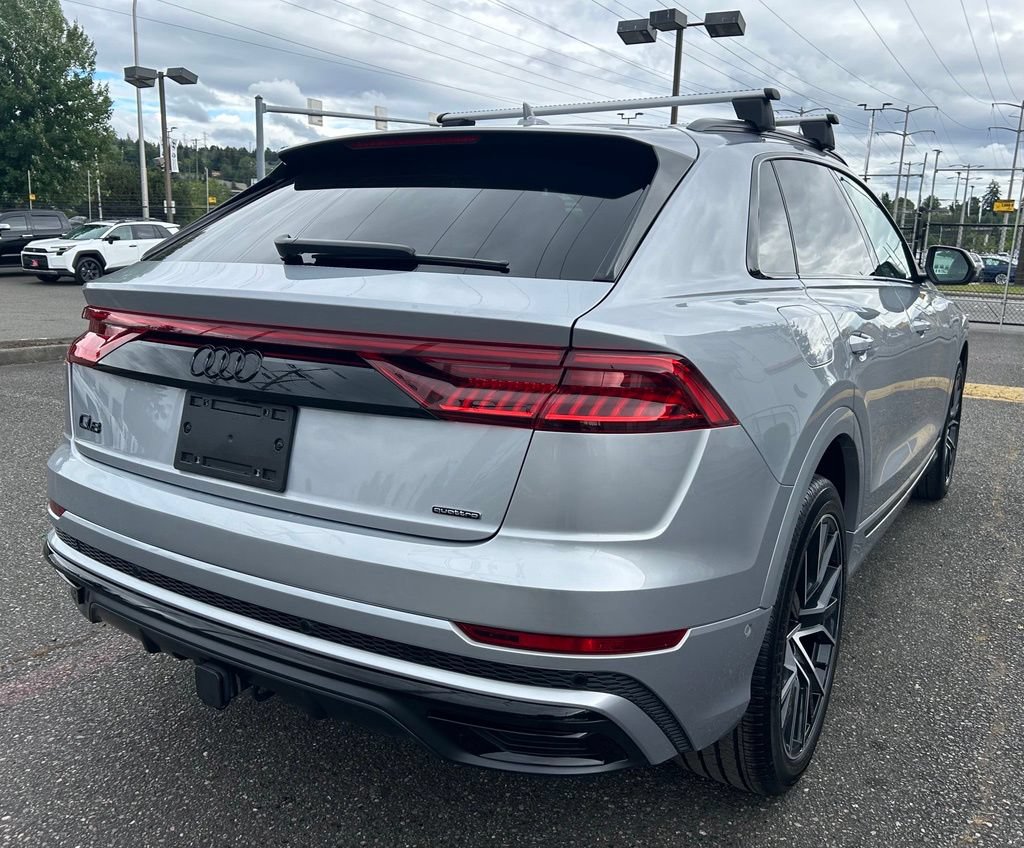 Used 2021 Audi Q8 Premium Plus AWD/4WD image 5