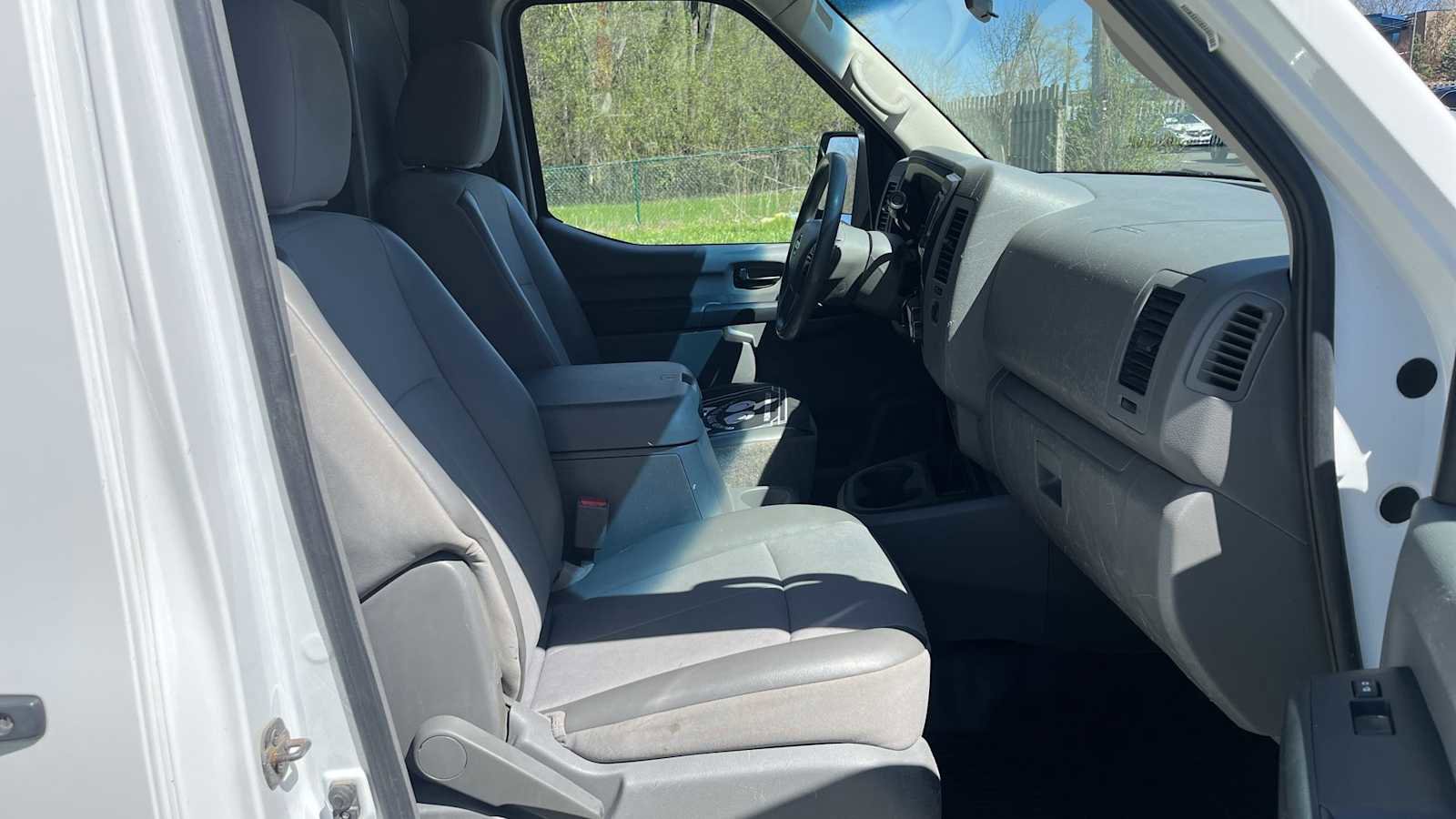 Used 2018 Nissan NV 2500 SV w/ Navigation Package RWD image 11