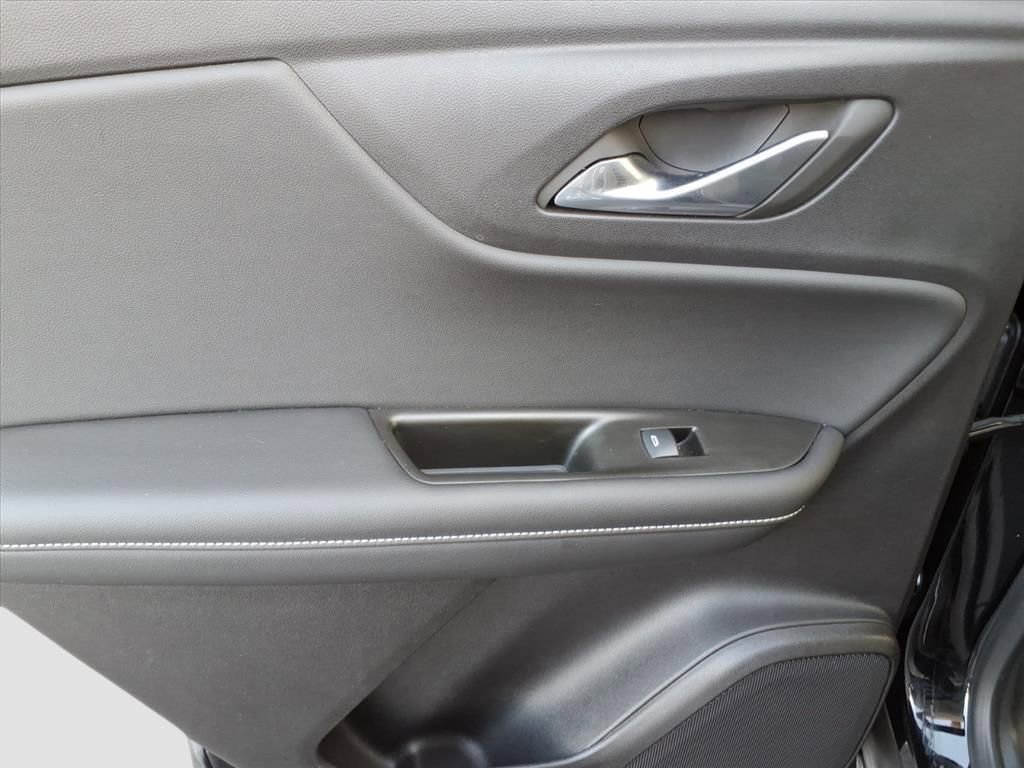 Used 2024 Chevrolet Blazer LT w/ Convenience Package image 14