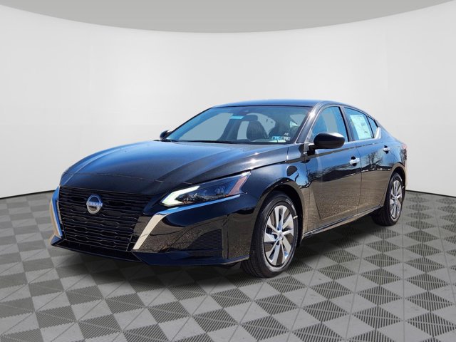 Certified 2025 Nissan Altima 2.5 S FWD image 2