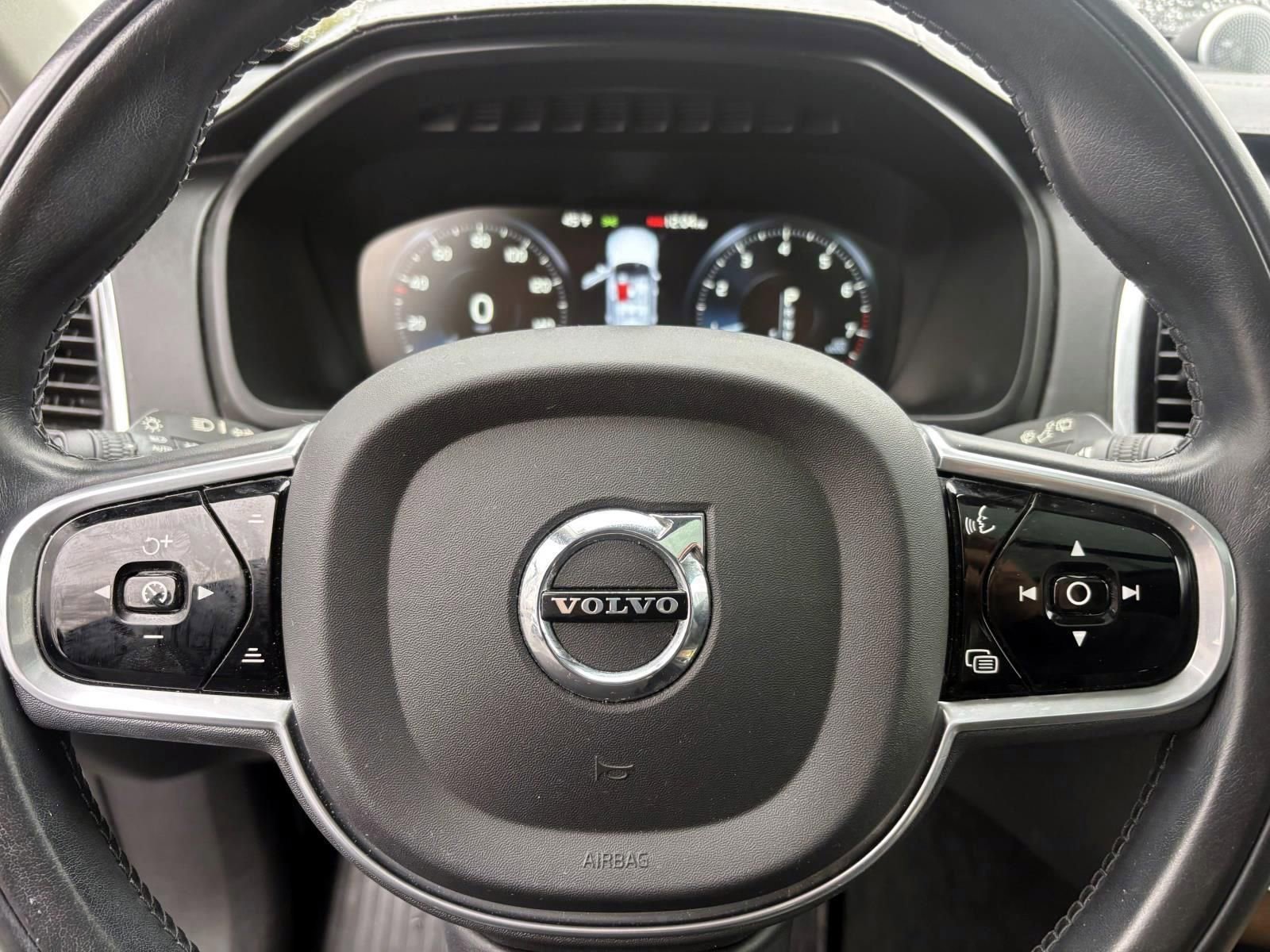 Used 2017 Volvo XC90 T6 Inscription w/ Vision Package image 17