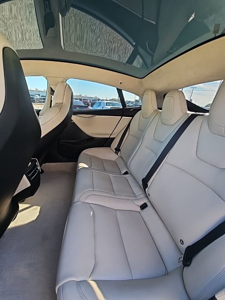 Used 2017 Tesla Model S 100D image 21