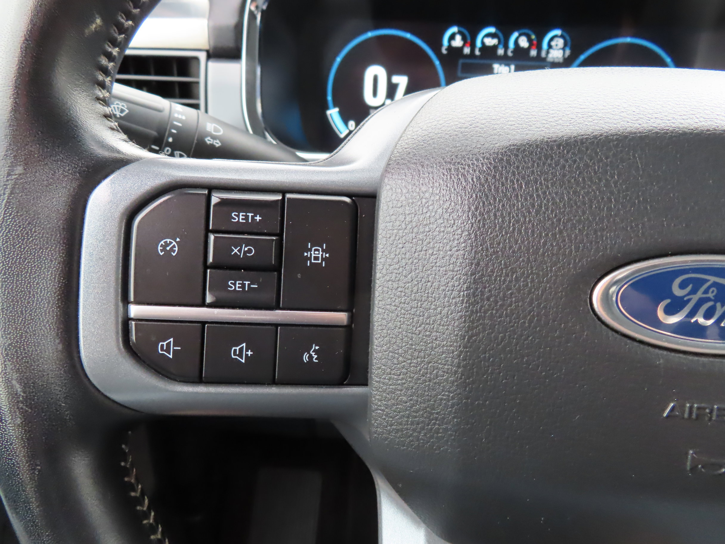 Used 2023 Ford F150 Lariat image 20