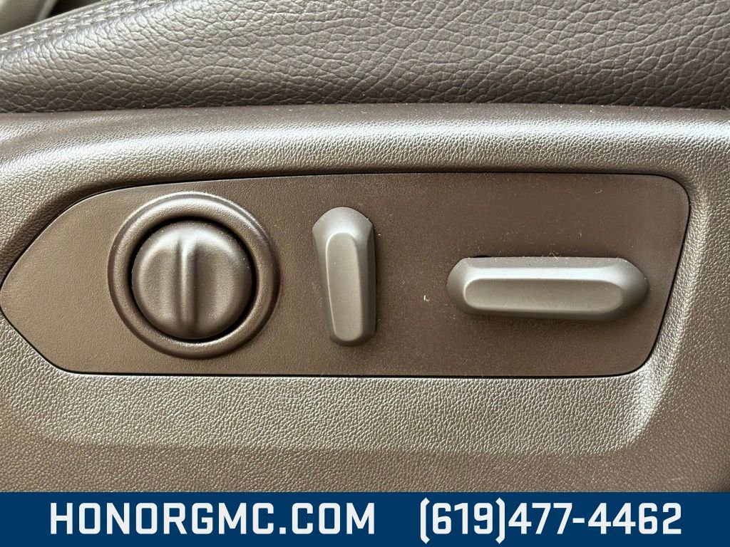 Used 2023 GMC Sierra 2500 Denali image 25