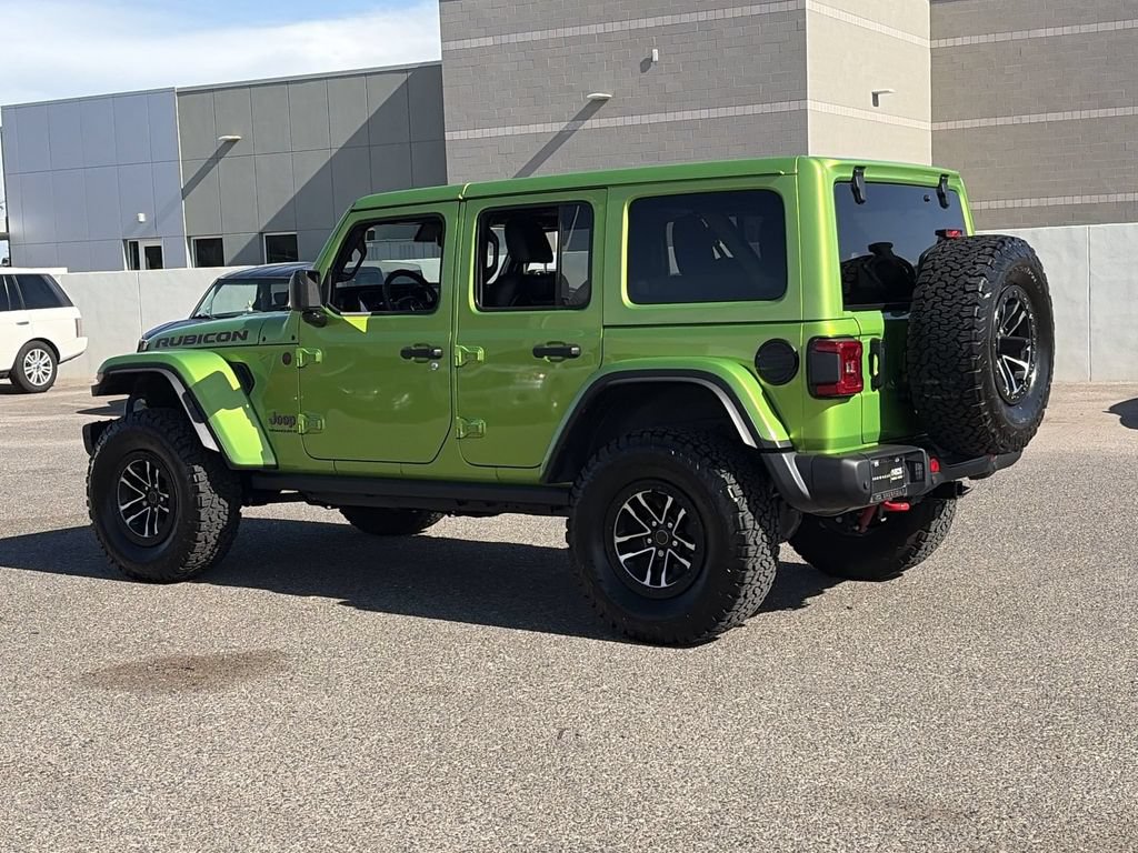 Used 2025 Jeep Wrangler Unlimited Rubicon AWD/4WD image 9