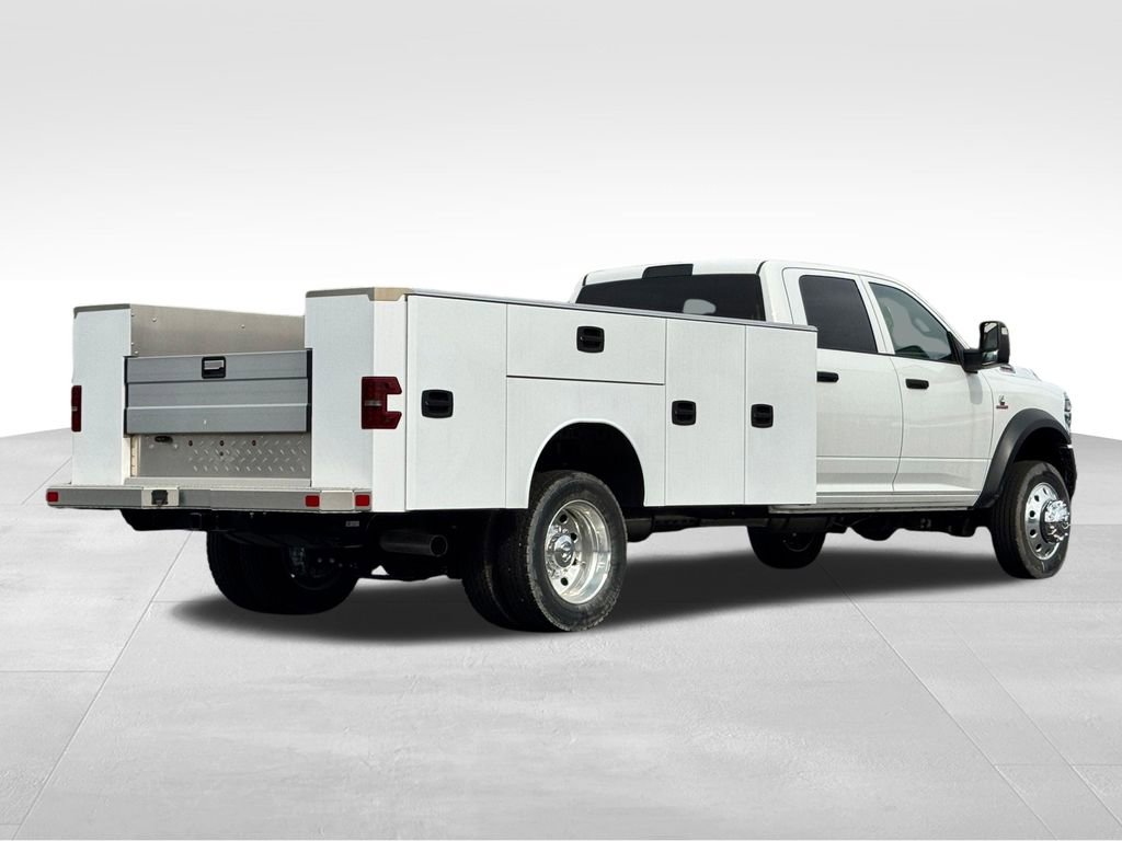 New 2026 RAM 5500 Tradesman w/ Chrome Appearance Group AWD/4WD image 7