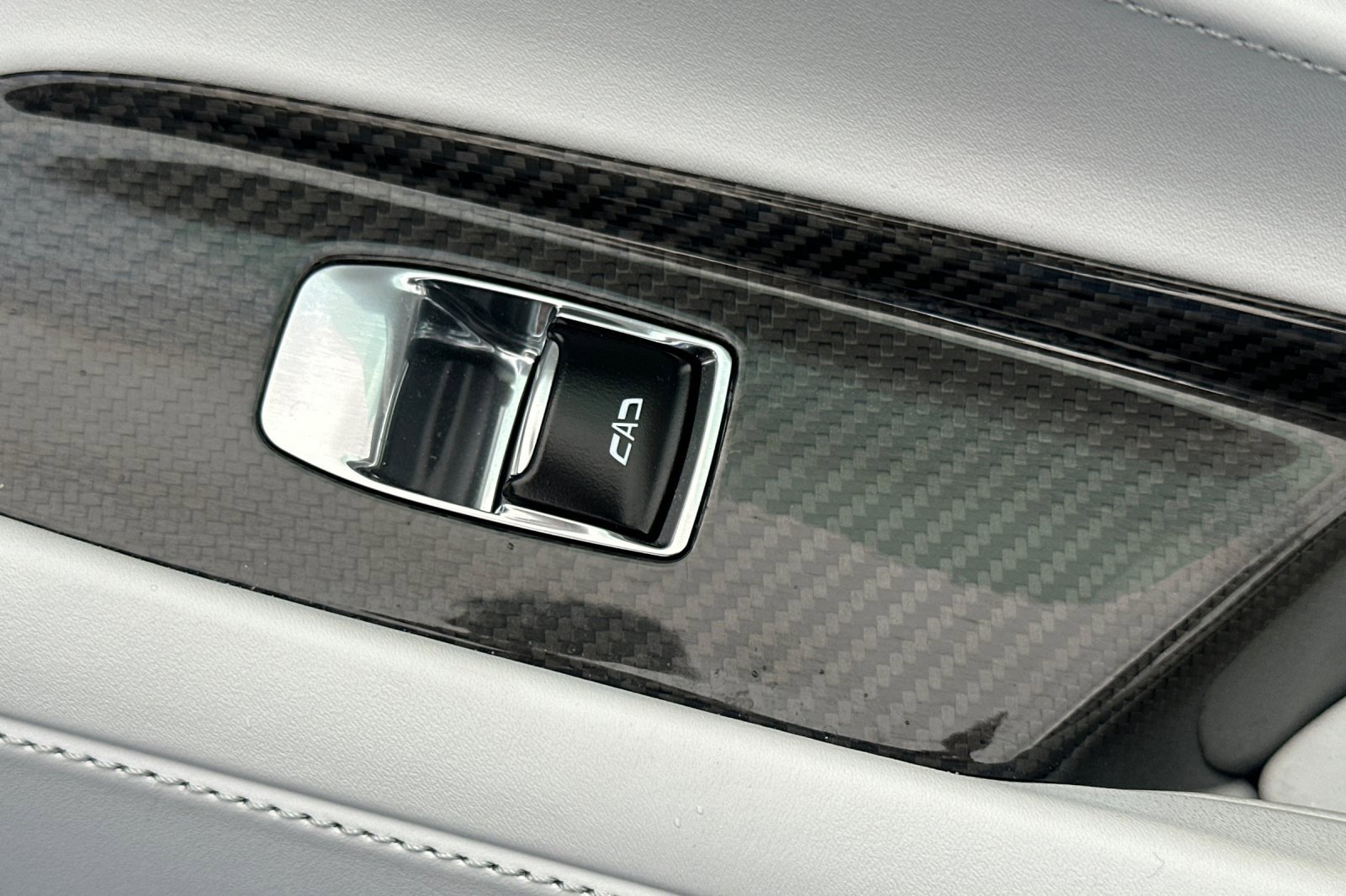 Used 2020 Chevrolet Corvette Stingray w/ 3LT Preferred Equipment Group image 18